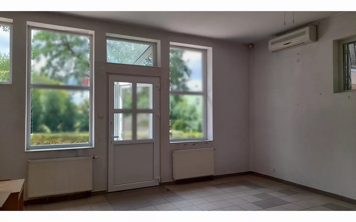 Lubin Na Sprzedaz Lubin Malomice 450000 00 Pln Sprzedaz 120m2 1956 1l