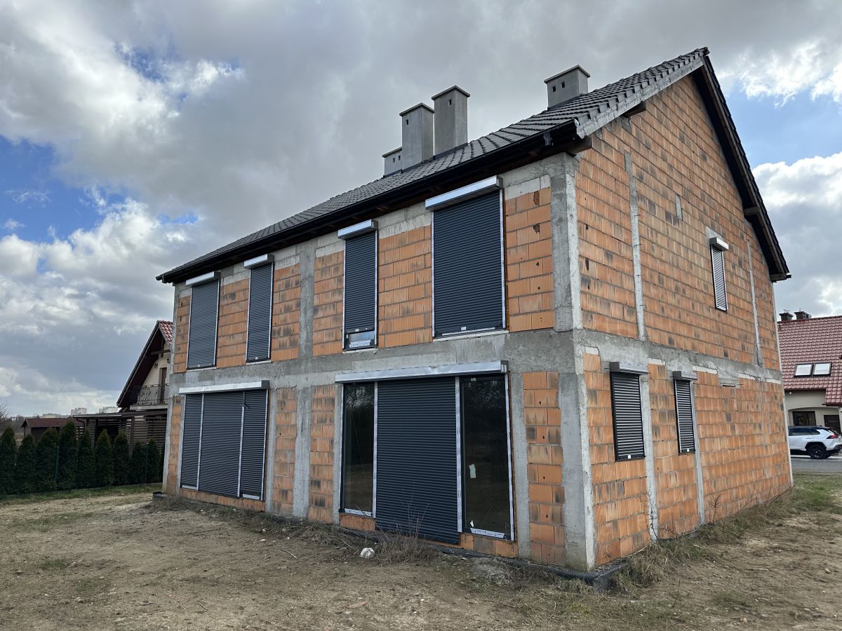 Lubin Dom Ul Szafirowa Sprzedaz 114m2 2135 1l